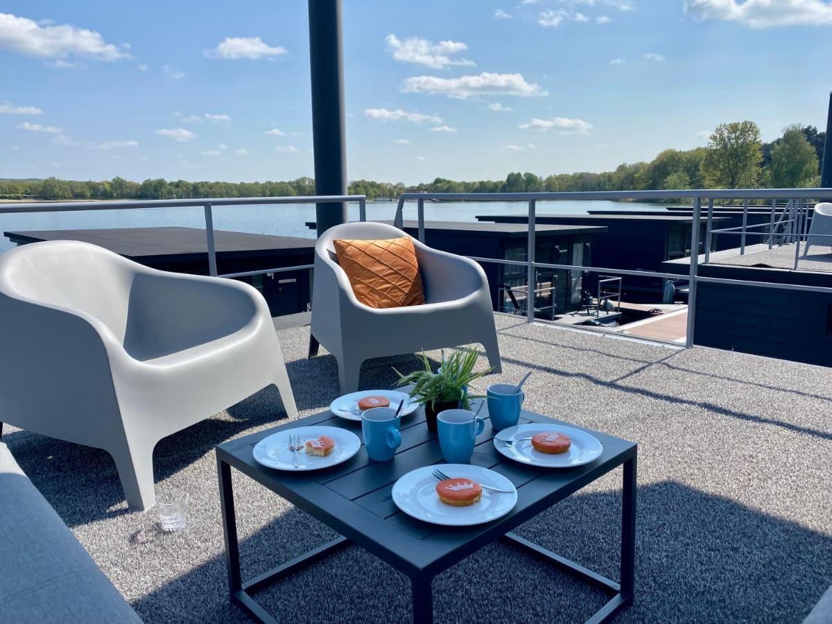 Houseboat Met Dakterras Mookerplas Middelaar Luaran gambar